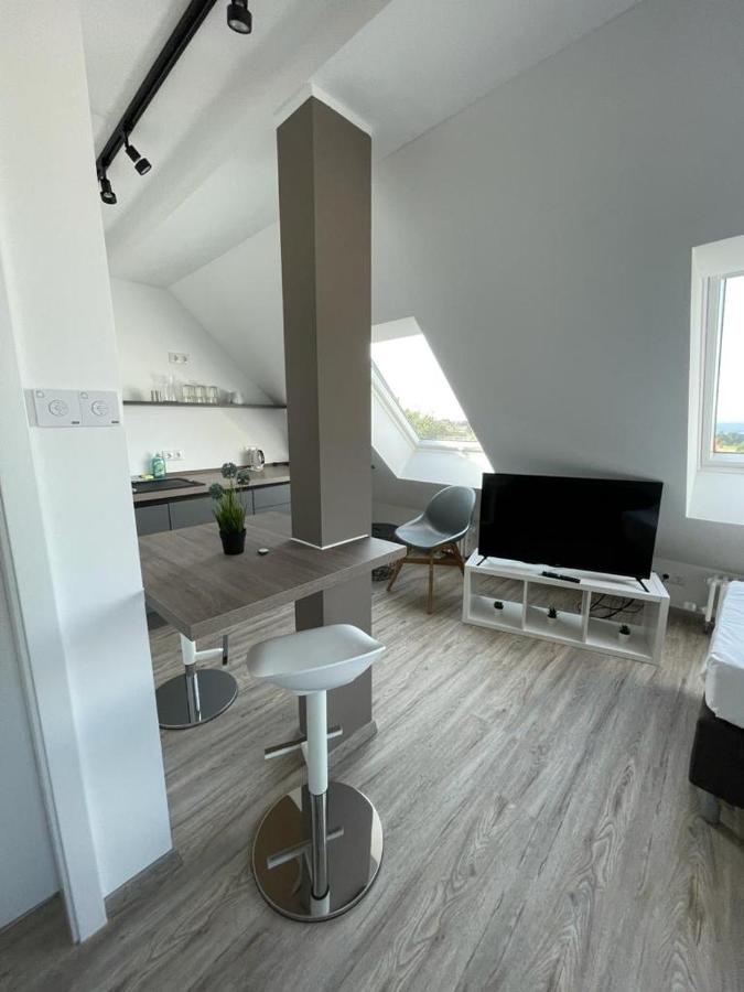 Gaestehaus Hirsch 93 Straubenhardt Eksteriør bilde